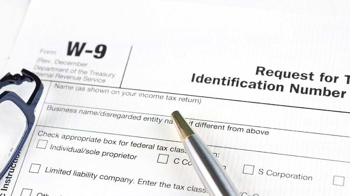 IRS Form W 9 Form For Independent Contractors To Fill Out